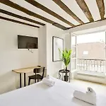 Tres Bel Appartement 4P - Marais Saint Paul